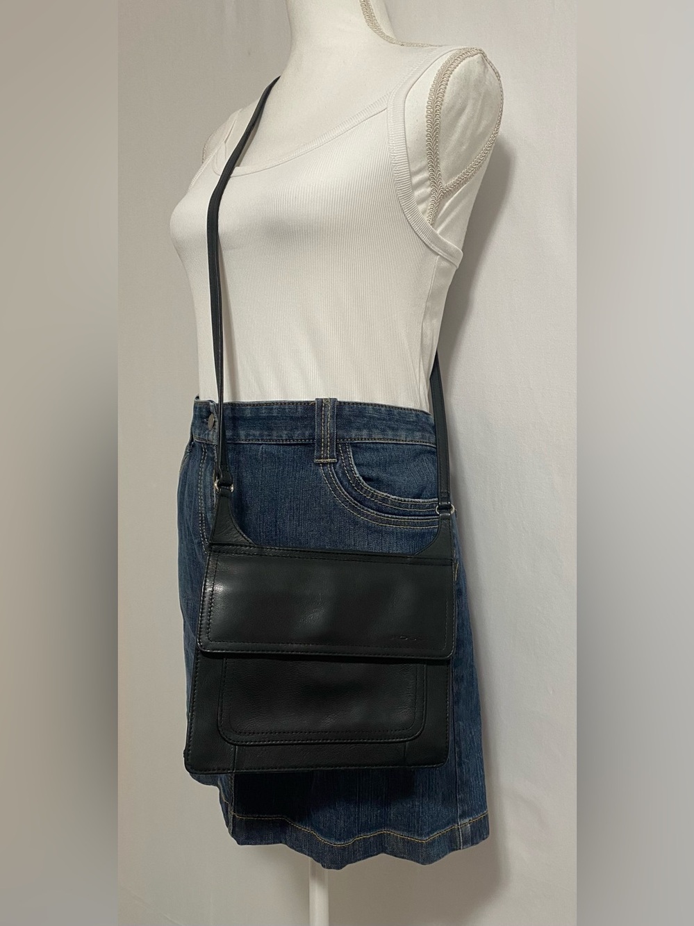 Fossil Black Leather Crossbody Bag